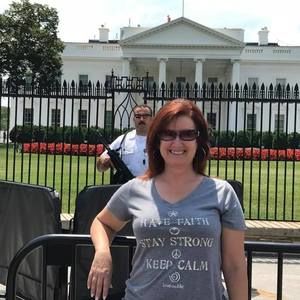 Meet your Posher, Debbie